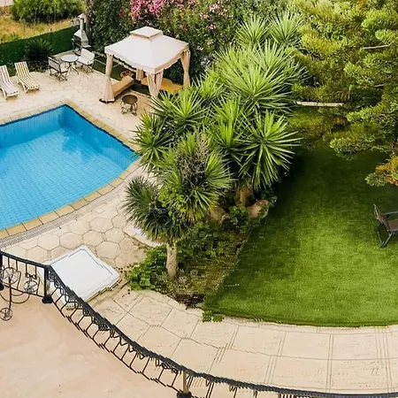 Fajne Garden Дом отдыха *